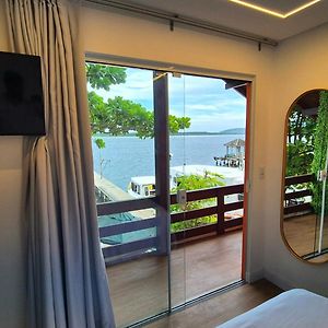 Estudio Deluxe con Cama Queen